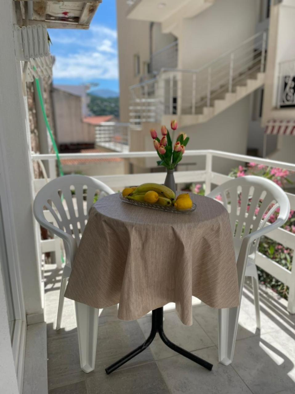 Jelic Apartmani Сутоморе Экстерьер фото