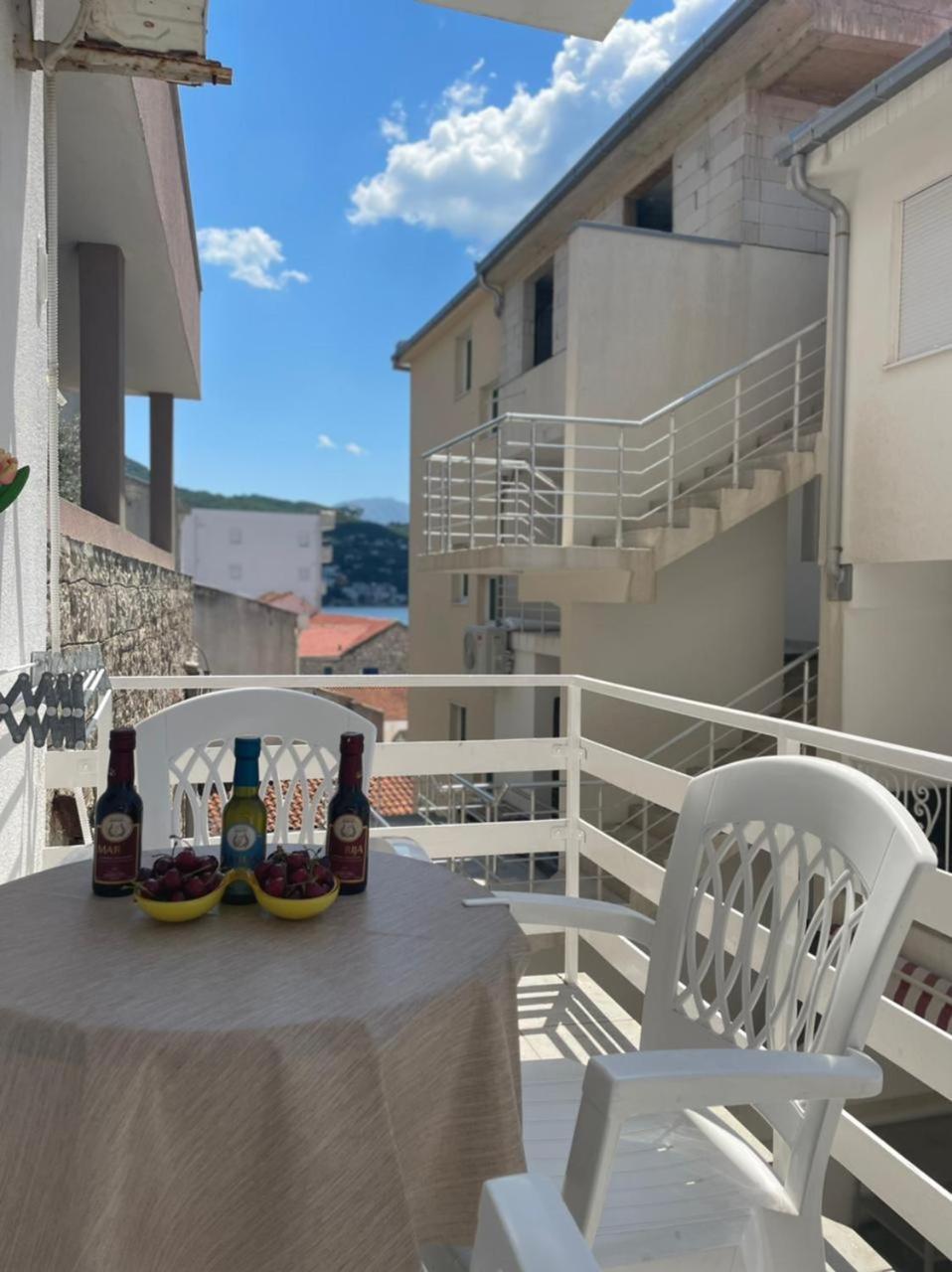 Jelic Apartmani Сутоморе Экстерьер фото