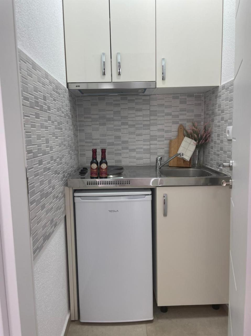 Jelic Apartmani Сутоморе Экстерьер фото