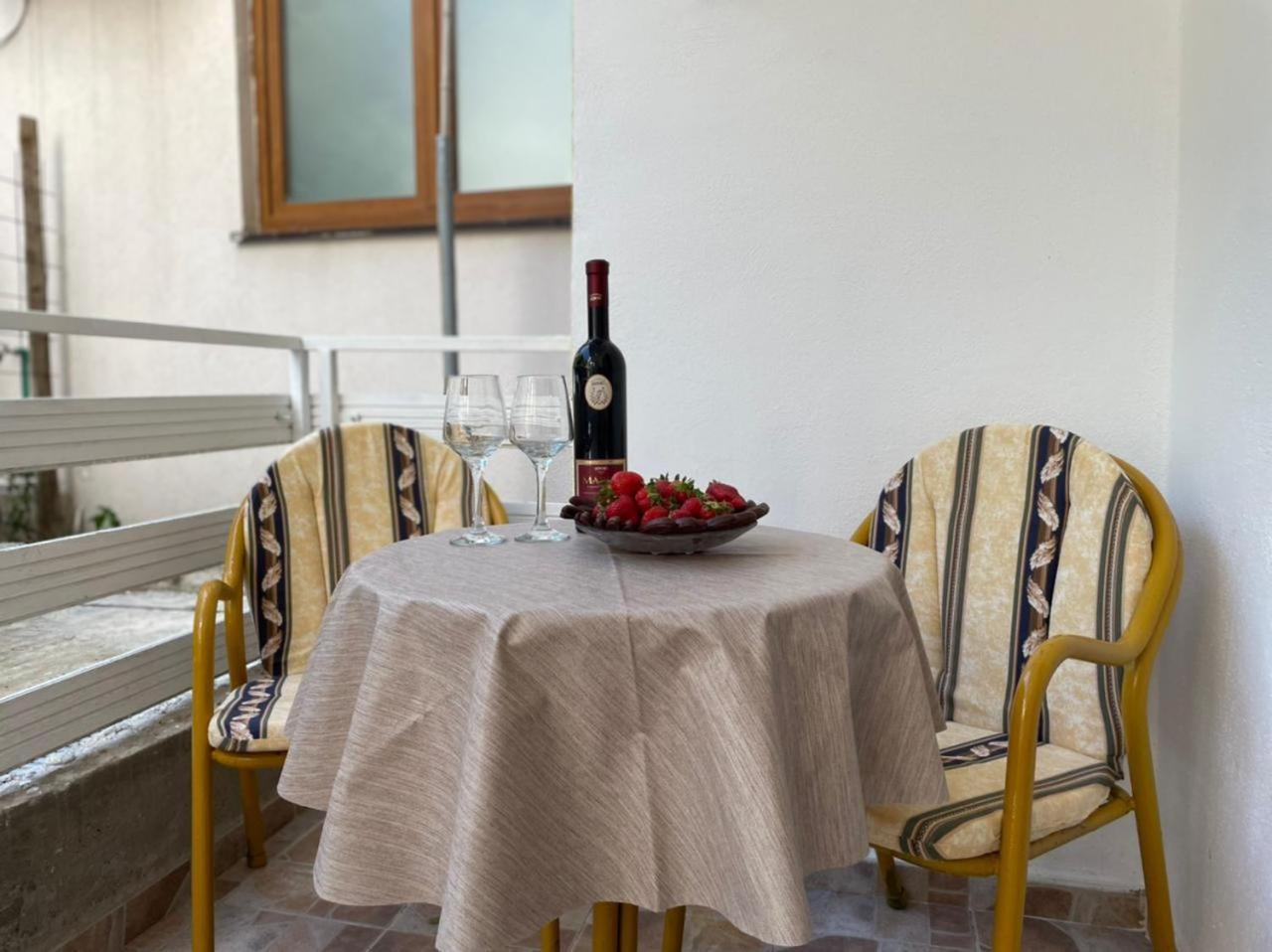 Jelic Apartmani Сутоморе Экстерьер фото